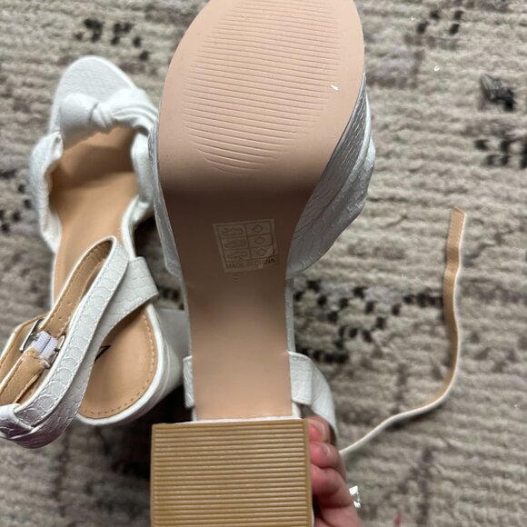 Vici Poppy Heeled Python Platform - Picture 4 of 5